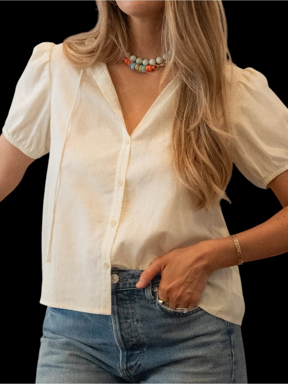 Few Moda Gigi Top Classic Cream Button-Front Short Sleeve Ruffle Tie Collar NWT